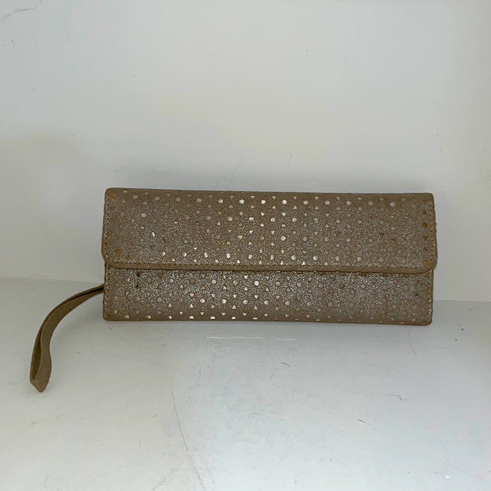 Icing tan and gold slim style wristlet wallet